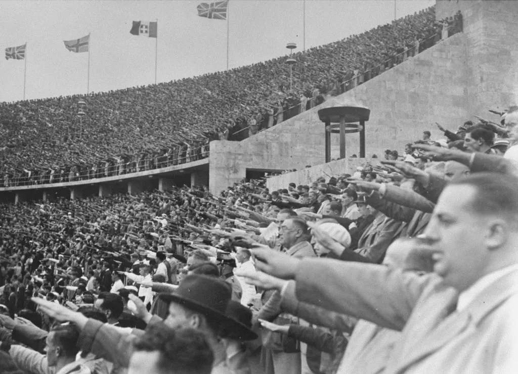 Dallas arena investigates apparent Nazi salute by Stars fans - Article News sur NHL Insight