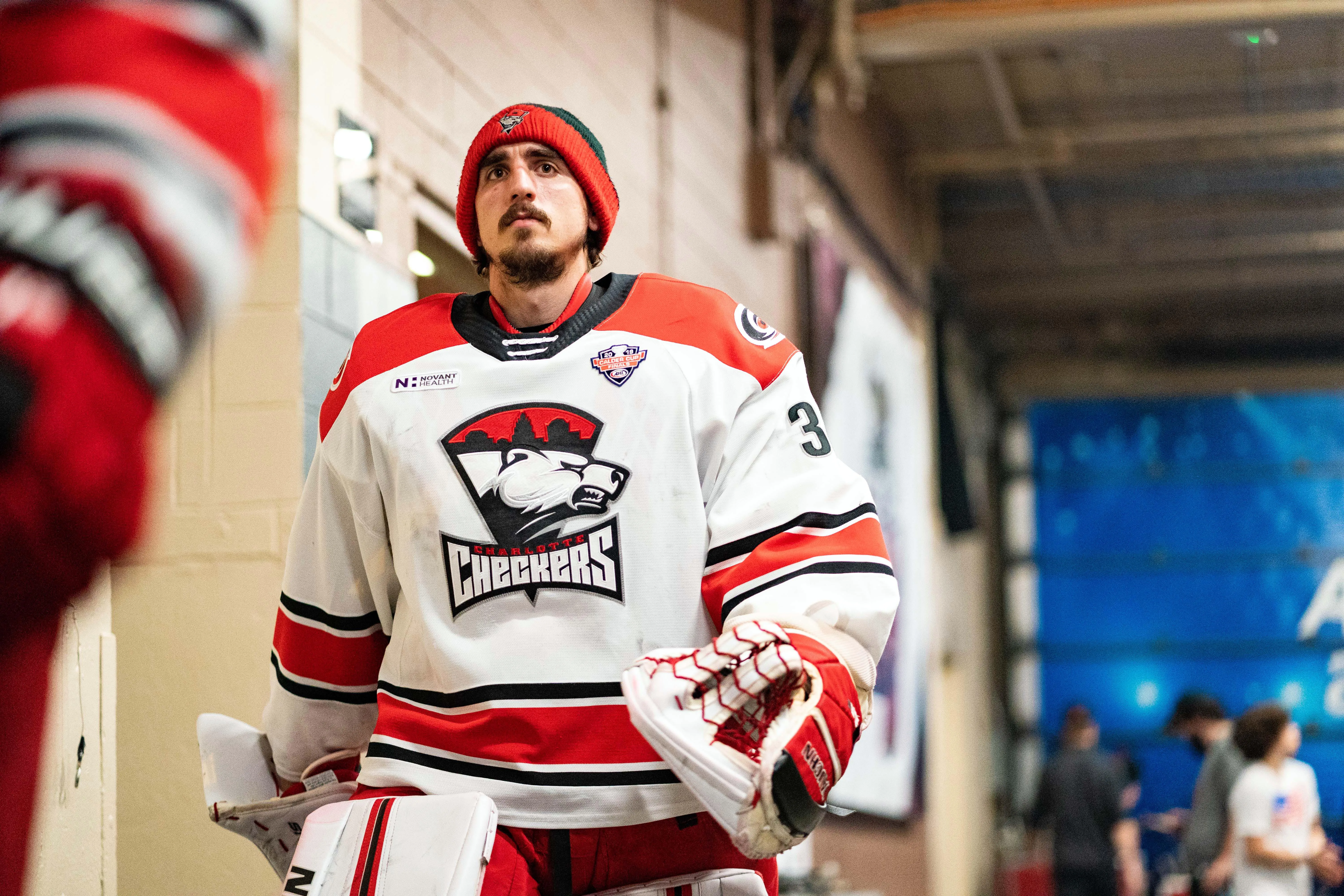 San Jose Sharks extend Alex Nedeljkovic with two-year deal - Article News sur NHL Insight
