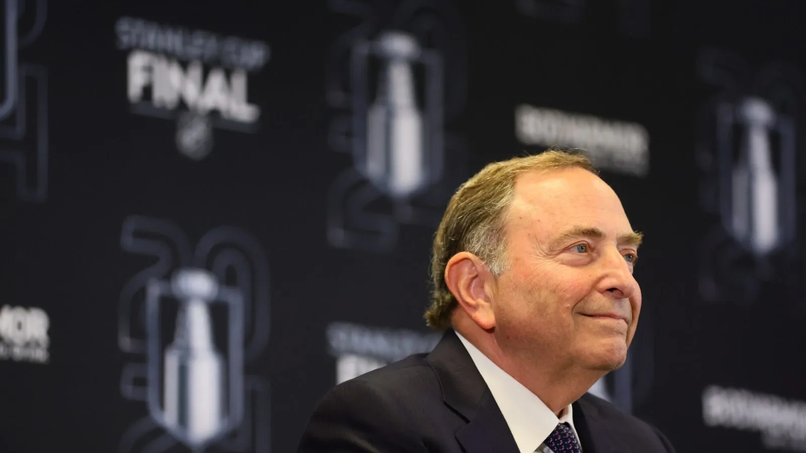 NHL Maps Quiet Path From Bettman to Daly - Article Analysis sur NHL Insight
