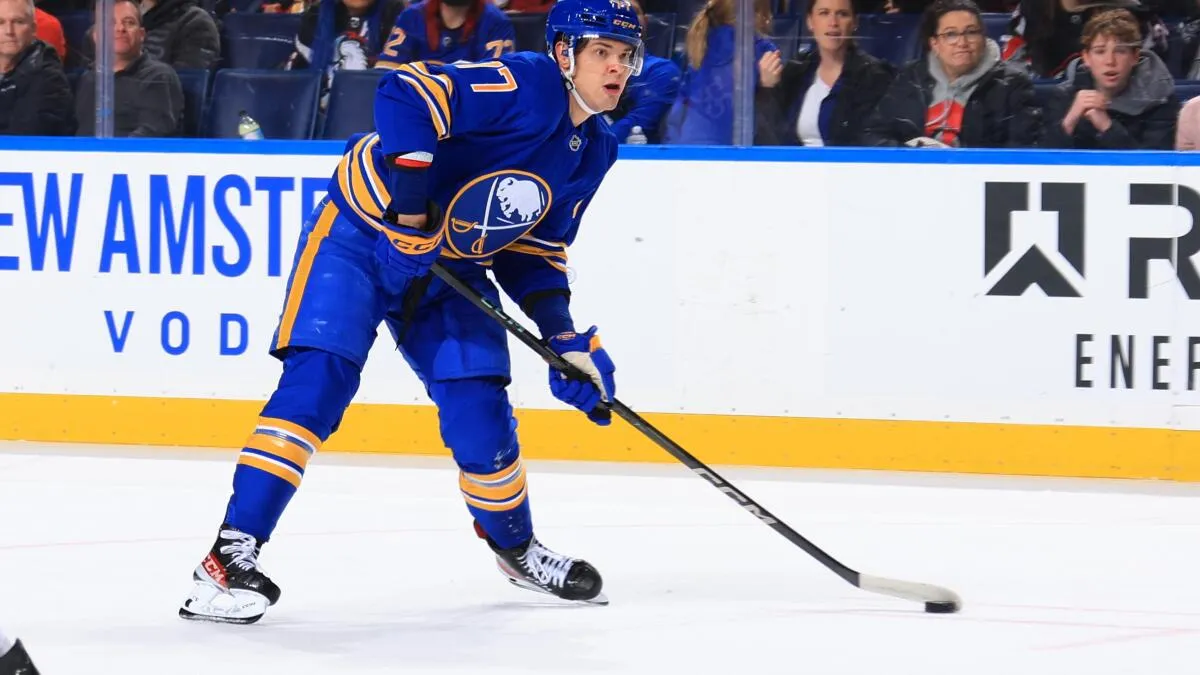 NHL Trade Rumors 2025: Svechnikov, Texier, and Carlo in Play - Article News sur NHL Insight