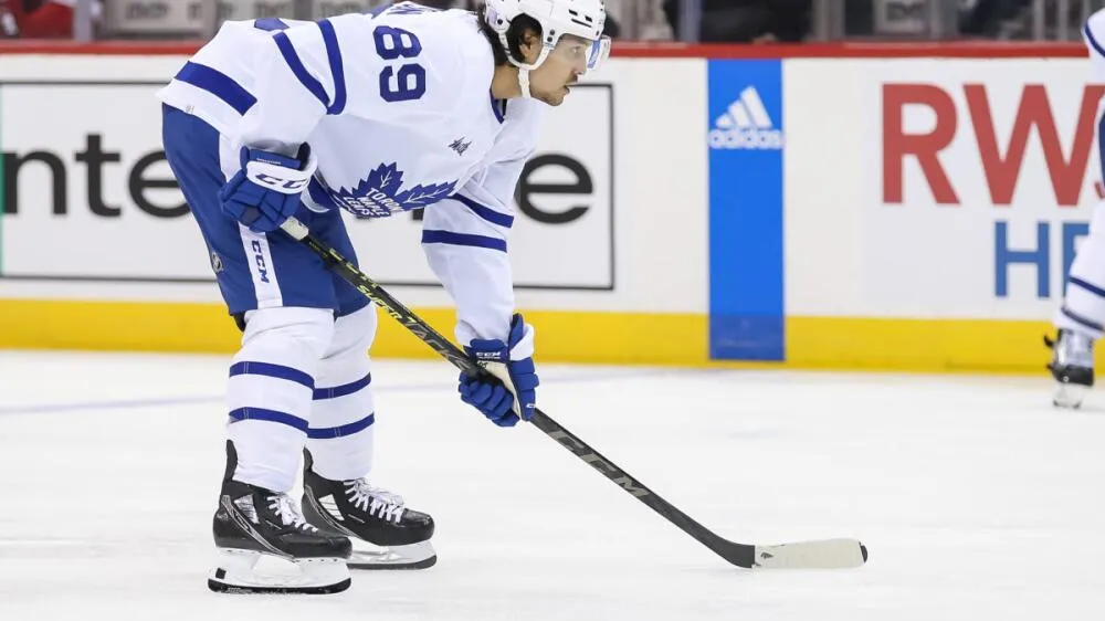 Nick Robertson’s top-line right wing audition with the Maple Leafs in 2025-26 - Article Analysis sur NHL Insight