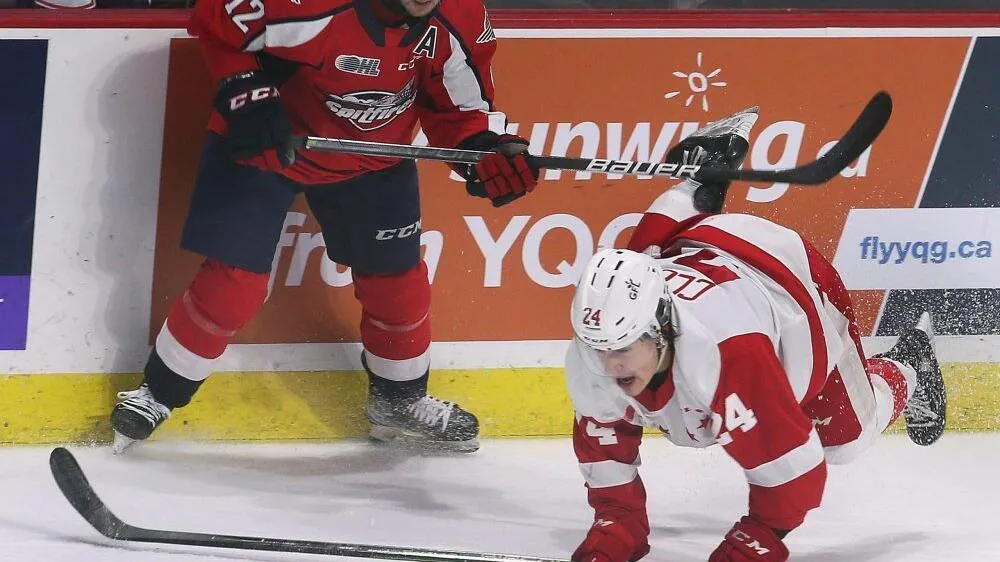 Windsor Spitfires fall 4-3 in overtime to Soo Greyhounds at WFCU Centre - Article Analysis sur NHL Insight