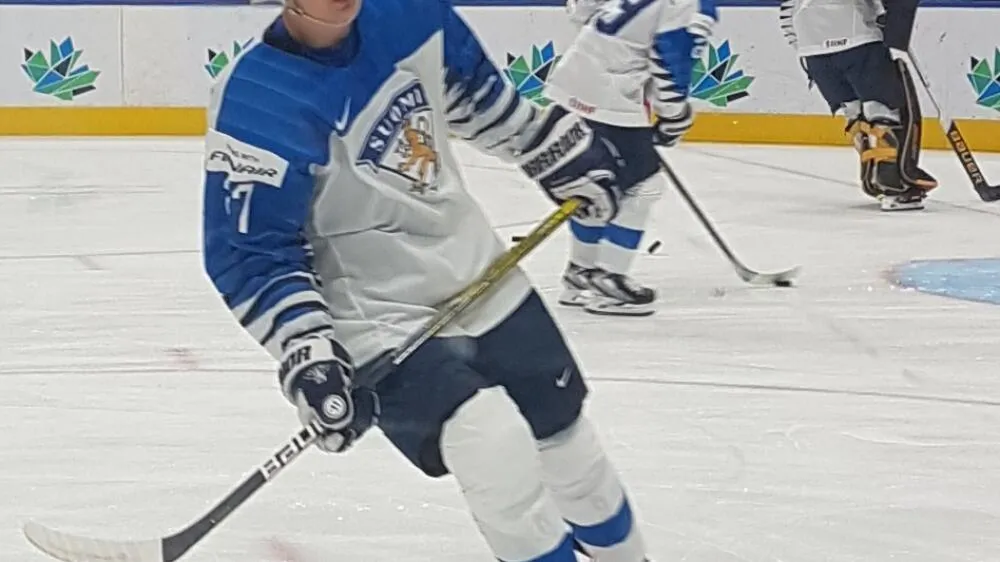 Oliver Kapanen: The Canadiens’ Emerging Third-Line Center - Article Draft & Prospects sur NHL Insight