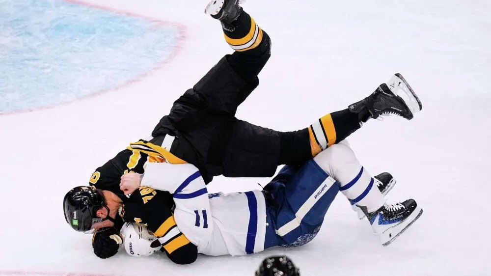 David Pastrnak’s 400th Goal Lifts Bruins Past Maple Leafs to Seventh Straight Win - Article News sur NHL Insight