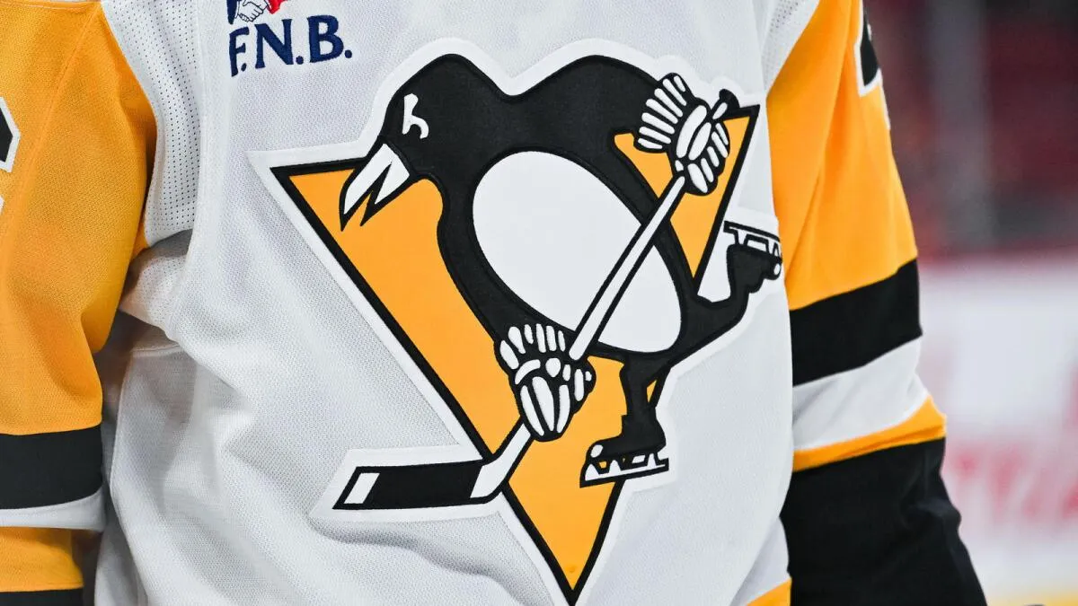 Fenway Sports Group to sell Pittsburgh Penguins to Hoffmann family in blockbuster $1.7 billion deal - Article News sur NHL Insight