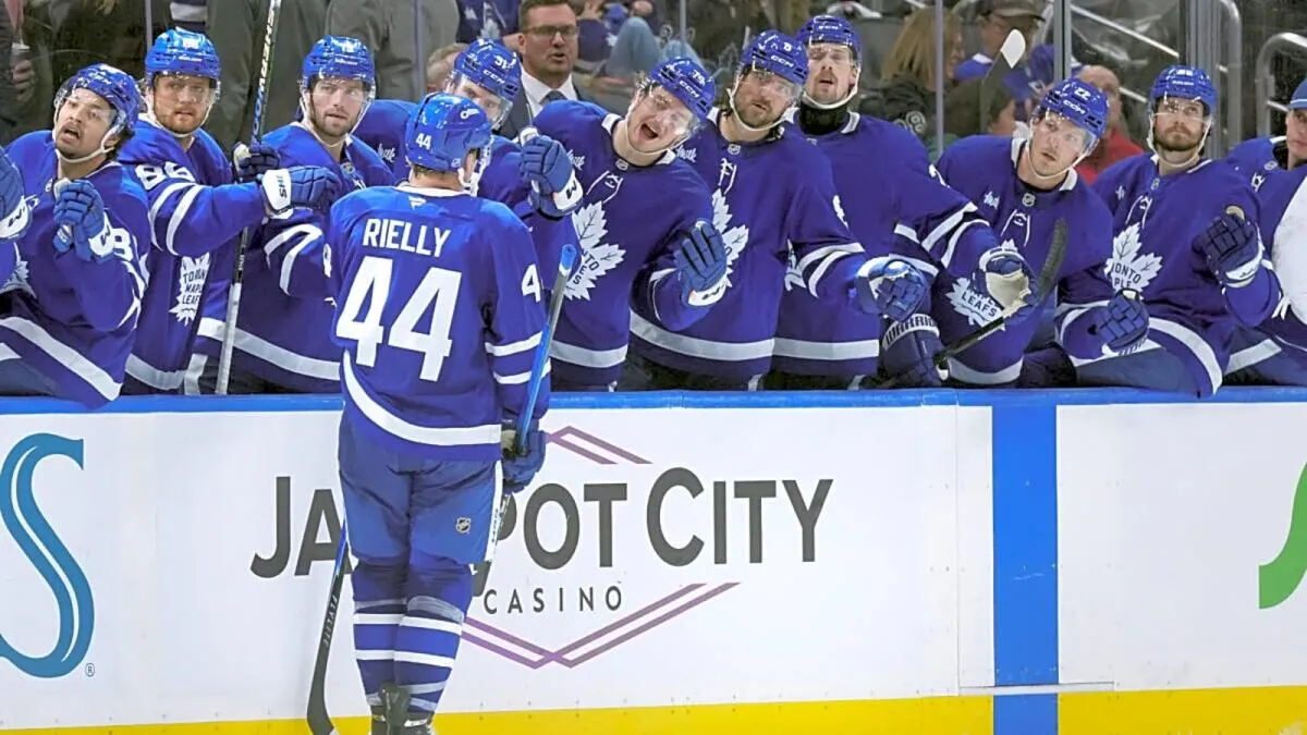 Toronto Maple Leafs roster-for-roster trade targets: Shaping the 2025-26 season - Article Analysis sur NHL Insight