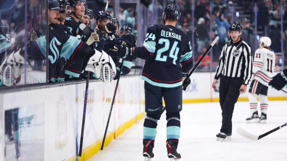 Seattle Kraken 3-1 Victory Over Chicago Blackhawks Game Recap - Article News sur NHL Insight