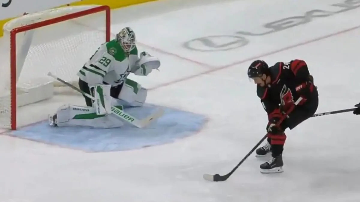 Seth Jarvis shorthanded goal sparks Hurricanes to 4-3 victory over Jets: 2025 game recap - Article News sur NHL Insight