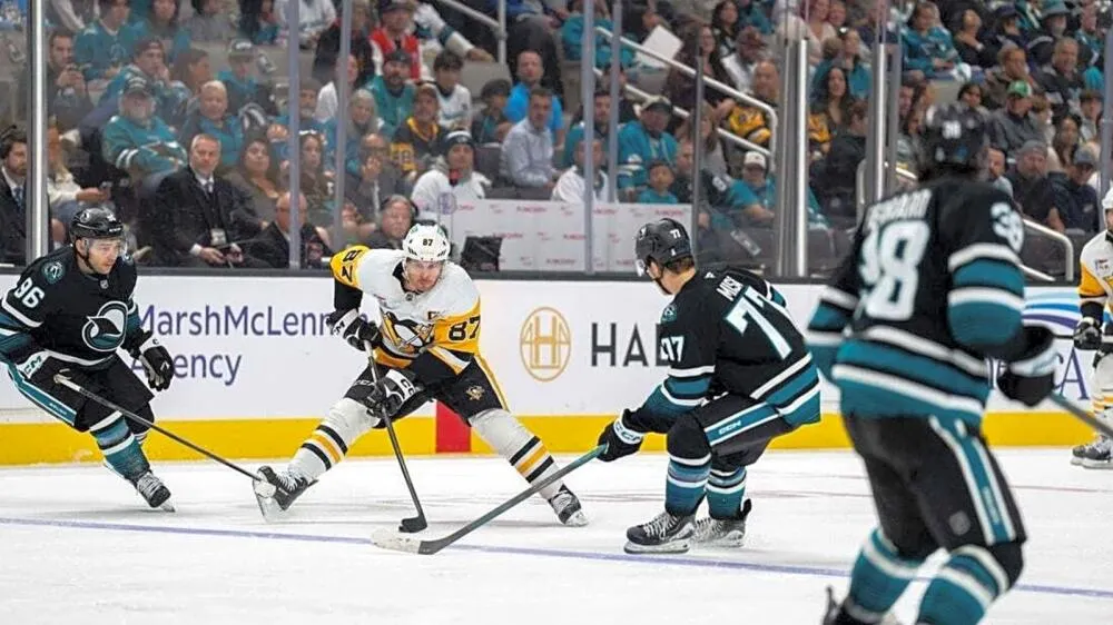 Crosby makes history as Penguins hammer Canucks 5-1 to extend win streak - Article News sur NHL Insight