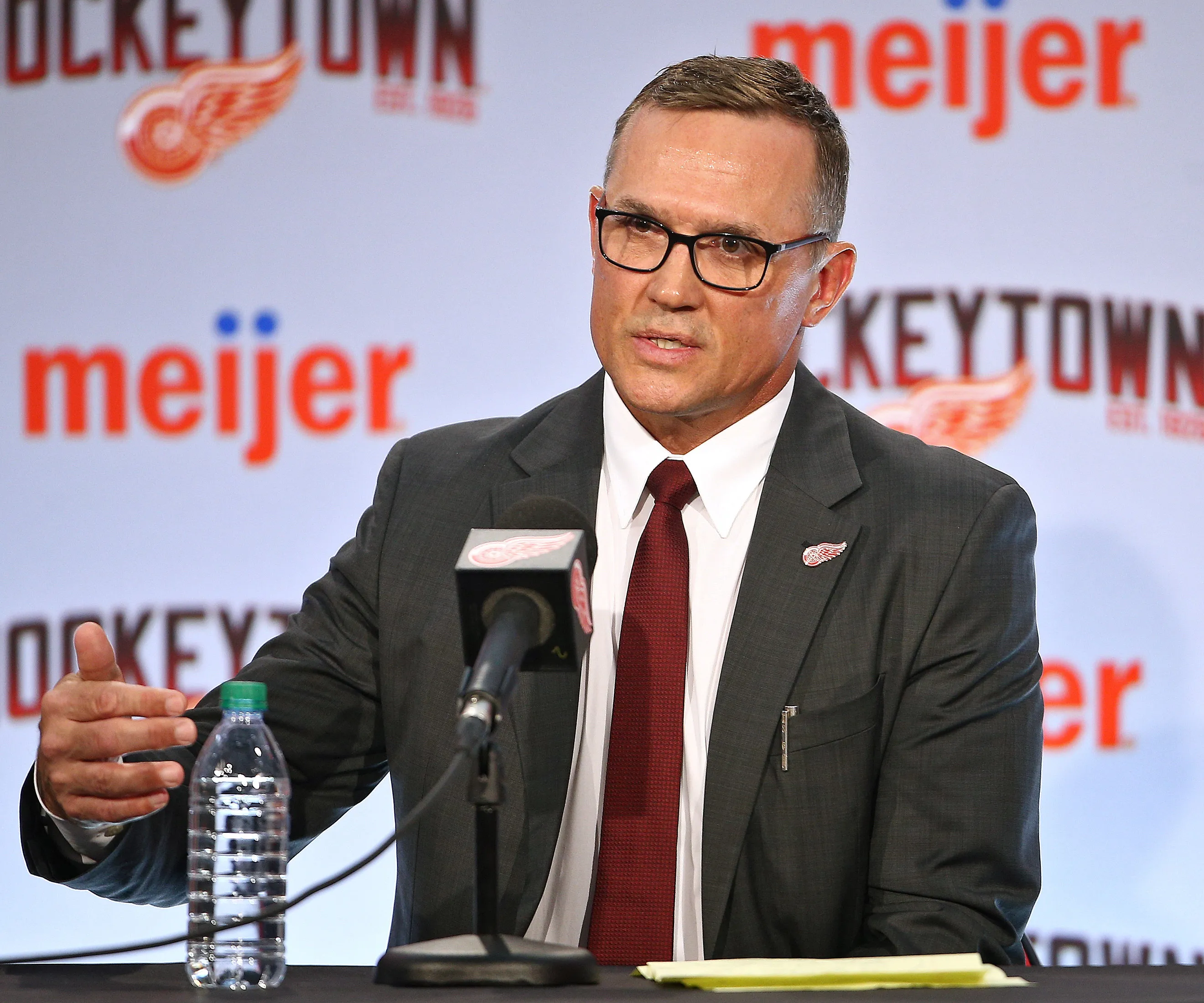 Will Steve Yzerman change the Detroit Red Wings roster this summer? - Article Analysis sur NHL Insight