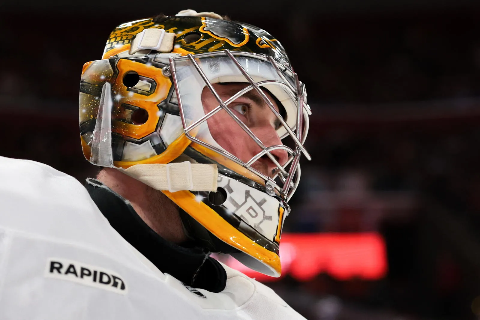 Jeremy Swayman's outburst signals frustration in Bruins' playoff skid - Article Analysis sur NHL Insight