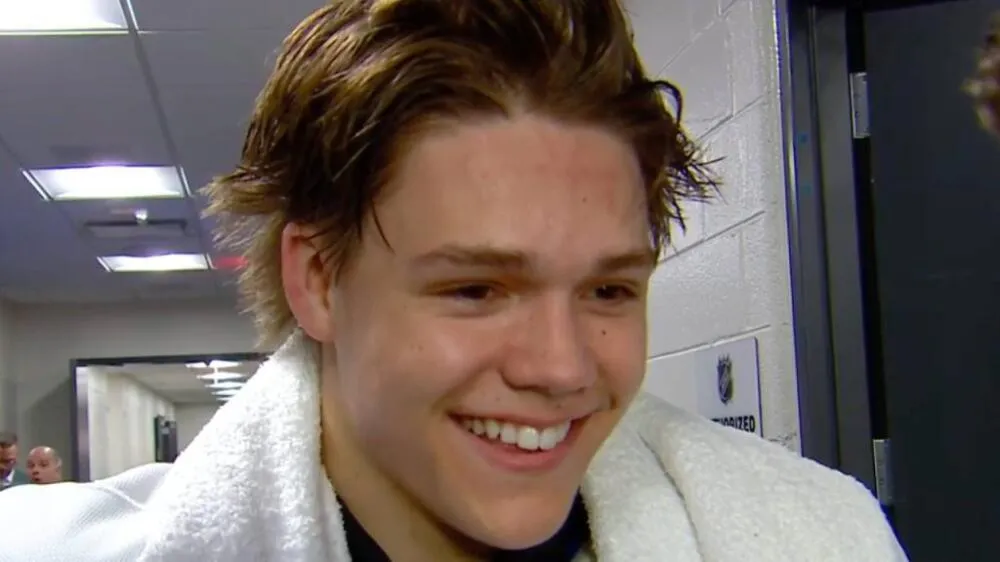 John Tavares mentoring Easton Cowan shapes Maple Leafs rookie’s NHL journey - Article News sur NHL Insight