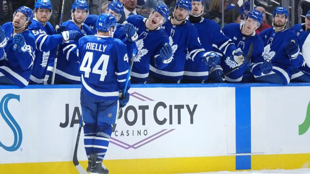 The Toronto Maple Leafs lack of team cohesion early season - Article Analysis sur NHL Insight
