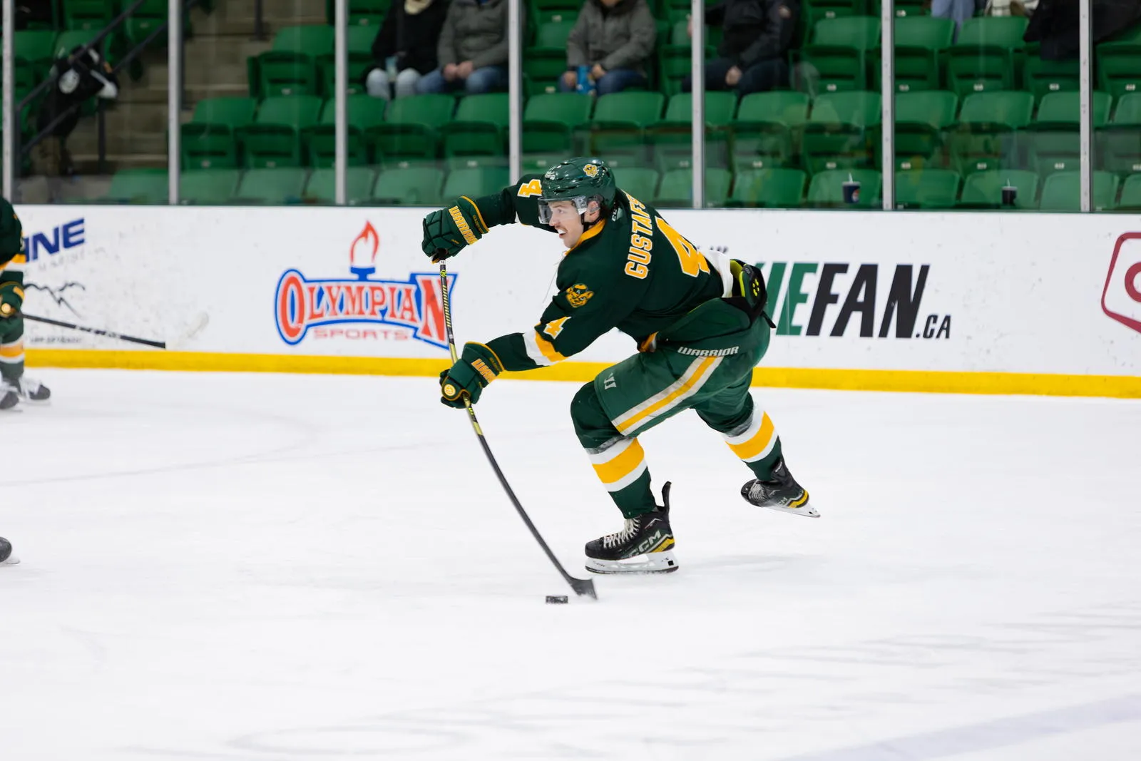How the NCAA-CHL rule change is forcing USports hockey to evolve - Article Analysis sur NHL Insight