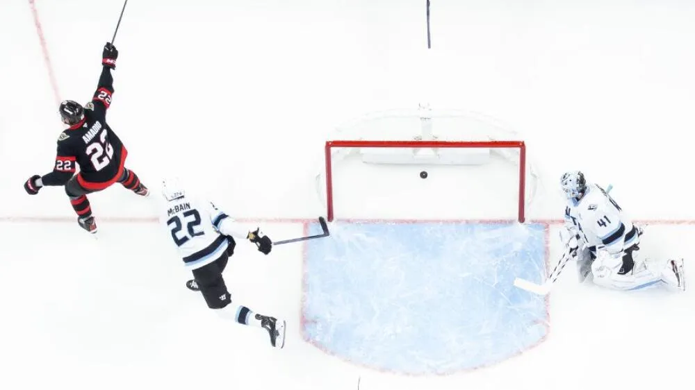 Utah Mammoth fall 4-2 to Ottawa Senators amid controversial goaltender interference call - Article Analysis sur NHL Insight