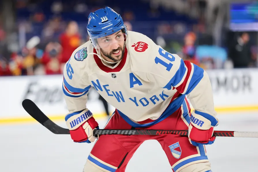 Maple Leafs eye Trocheck amid coaching search - Article News en vedette sur NHL Insight